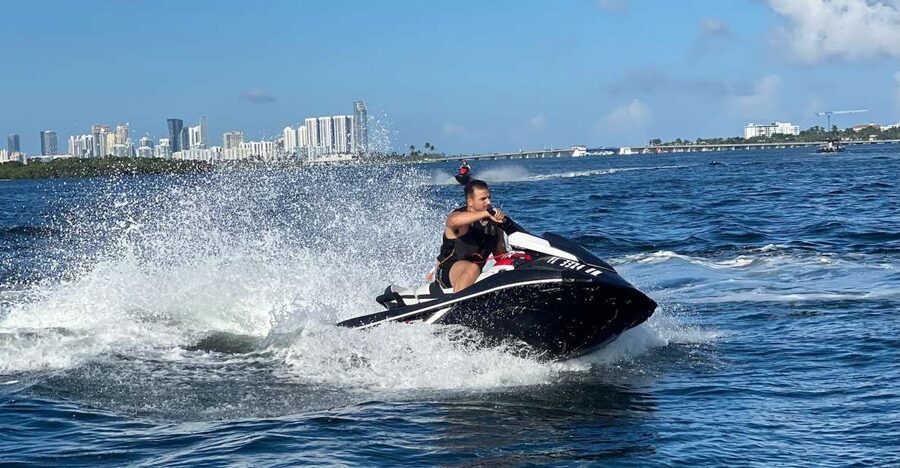 Miami: Biscayne Bay Jet Ski Rental - The Core Experience: About 60 Minutes Riding Biscayne Bay