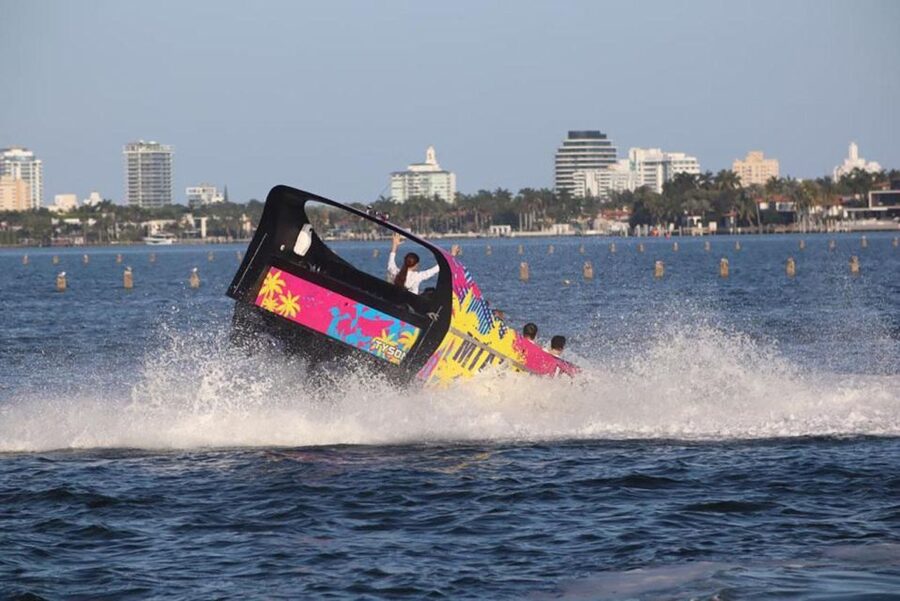 Miami: Biscayne Bay Jet Ski Rental & Free Boat Ride - What to bring for a smooth check-in and a comfortable ride
