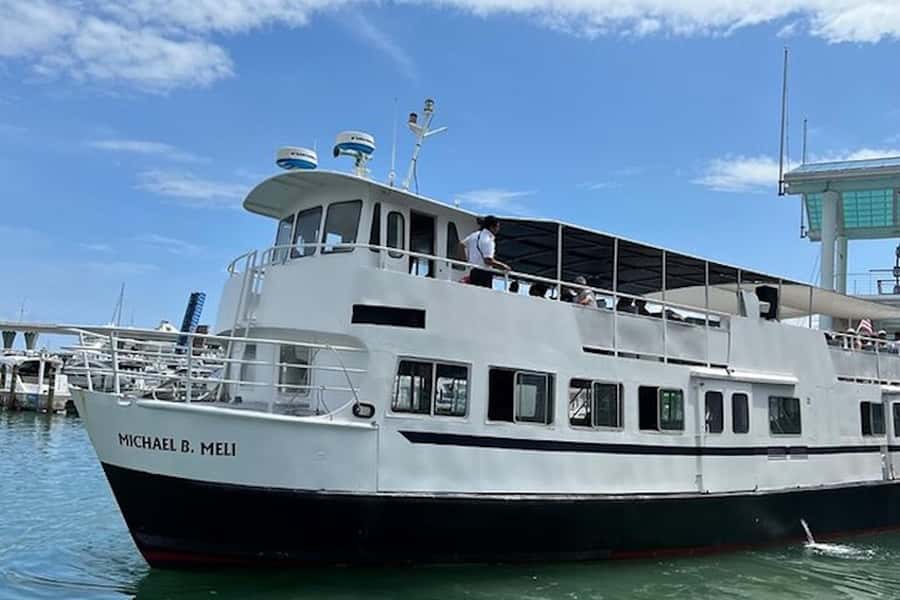 Miami: Biscayne Bay Millionaire's Row Boat Tour - Star Island, Fisher Island, and the Venetian Islands route