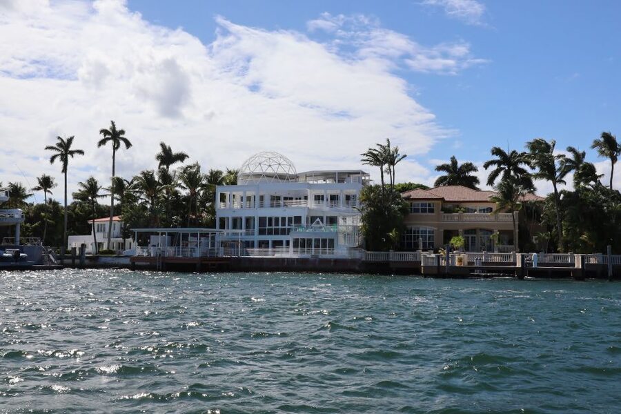 Miami Biscayne Bay: Sunset Boat Cruise & Millionaire Homes - Meeting Point: Bayside Marketplace and the Water Taxi Dock Confusion
