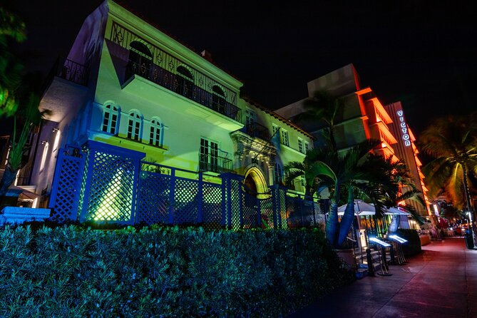 Miami Boos and Booze Haunted Pub Crawl - A quick pulse check stop: Miami’s late-night fear factor