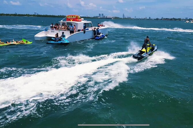 Miami Catamaran & Watersports: Jet Ski, Banana Boat & Drinks - Where the fun starts: Pace Picnic Island and your two hours in Biscayne Bay