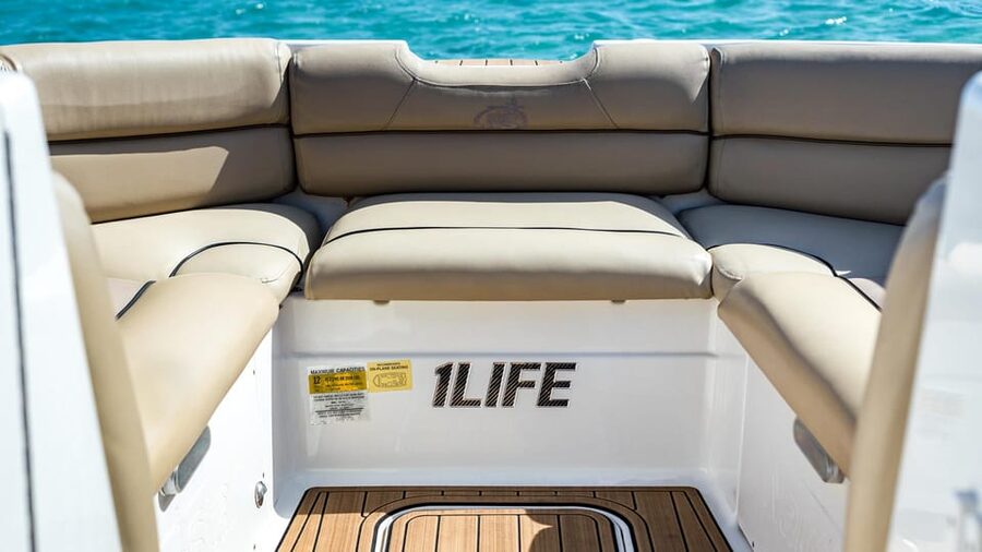 Miami: Celebrity Houses and Star Island Boat Tour - Drinks, Music, and the Group-Vibe Setup