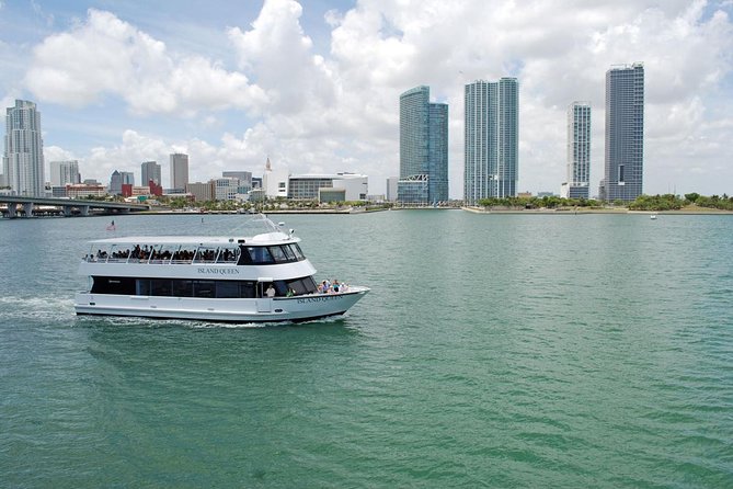 Miami City and Boat Tour Little Havana Included Plus FREE Bike Rental in SoBe - Ocean Drive and Lincoln Road: Quick Stops That Still Matter