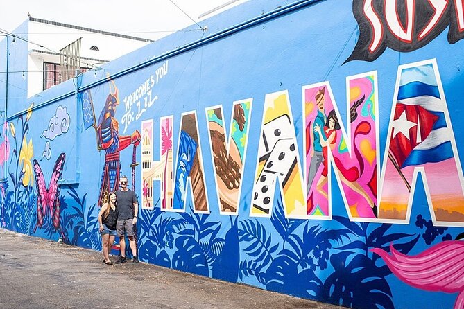 Miami City and Boat Tour Little Havana Included Plus FREE Bike Rental in SoBe - Little Havana via Calle Ocho: Culture in a 30-Minute Snapshot