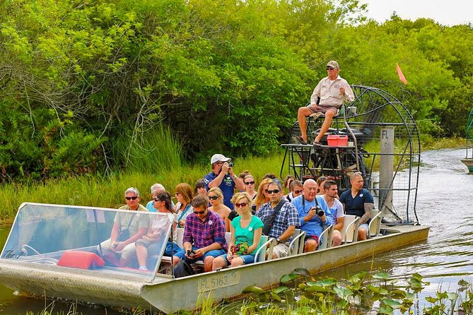 Miami Combo: City Tour, Biscayne Bay Cruise and Everglades Airboat Ride - Biscayne Bay cruise through the Miami skyline and millionaire views