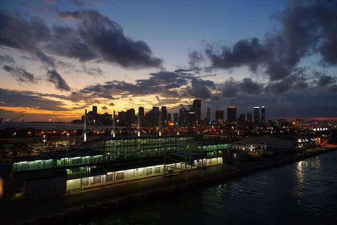 Miami Cruise of Celebrity Homes and Biscayne Bay - Two levels, one smooth ride: comfort details that matter
