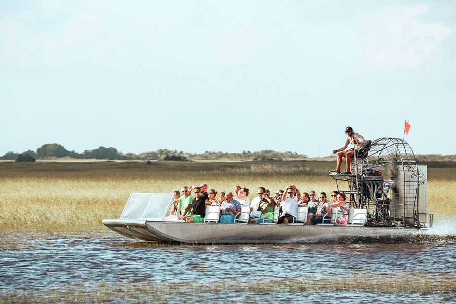 Miami: Everglades National Park Airboat Tour & Wildlife Show - Jaws, Snacks, and Alligator Food: What to Do On-Site