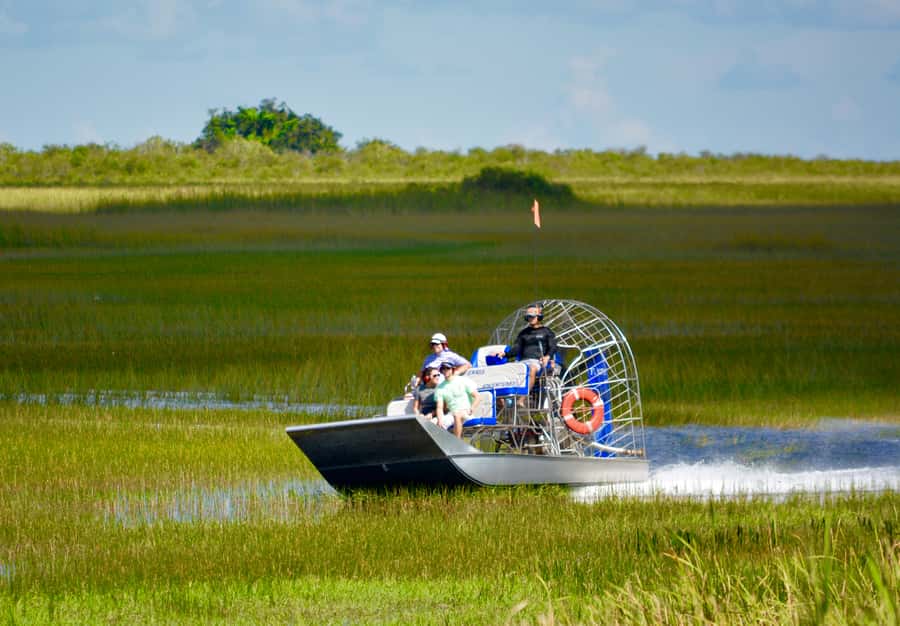Miami: Everglades River of Grass Small Airboat Wildlife Tour - Step aboard: what’s included and how to dress for the wind