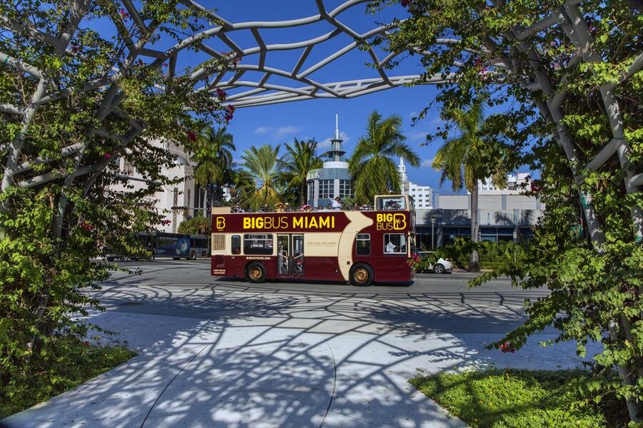 Miami: Go City Explorer Pass - Choose 2 to 5 Attractions - South Beach and the land/sea fun: Duck Tours South Beach