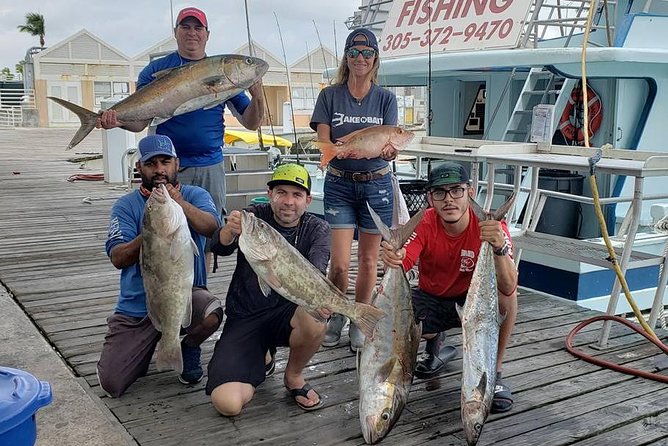 Miami Half Day Deep Sea Fishing Trip from Bayside Marketplace - “Tight Quarters” and Tangled Lines: The Trade-Off of a Big Group