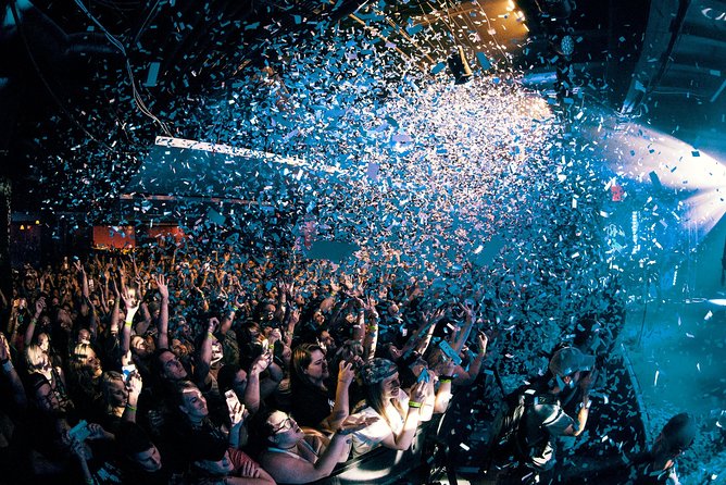 Miami Hip Hop Unique Xperience : Bar, Party Bus & Nightclub - The VIP flow: from Cucu’s Nest to Miami’s club doors