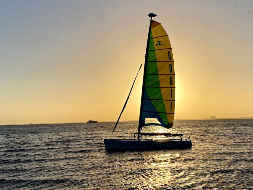 Miami: Intimate Sailing in Biscayne Bay w/ Food and Drinks - Wind-powered Biscayne Bay sailing: why it feels calmer