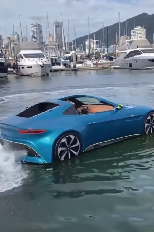 Miami: Jet Car Rental in South Beach - The Platform Swap: Getting Onto the Jetcar
