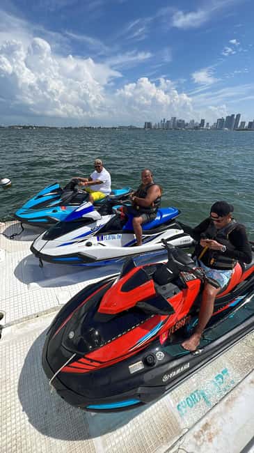 Miami: Jet Ski Rental in Biscayne Bay - Meet at Sea Isles Marina, Then Get Your Bearings Fast