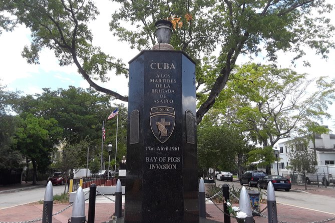 Miami Little Havana Food Tour Corporate or Family Any Size Group - Taberna del Pintor: Art by Agustín Gaínza, and Why It Matters