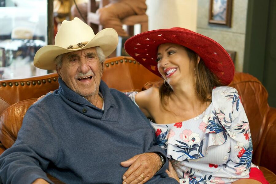 Miami: Little Havana Walking Tour (Lunch Option Available) - Hand-rolled cigars and guayabera style: craft and identity