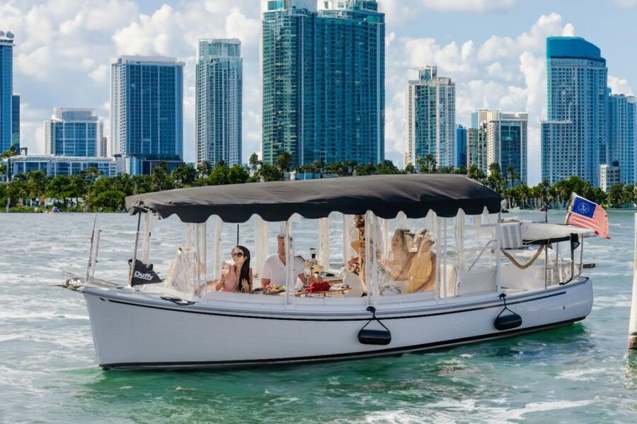 Miami: Luxury E-Boat Cruise with Wine and Charcuterie Board - Why a Duffy Electric Boat Feels Different on the Miami River