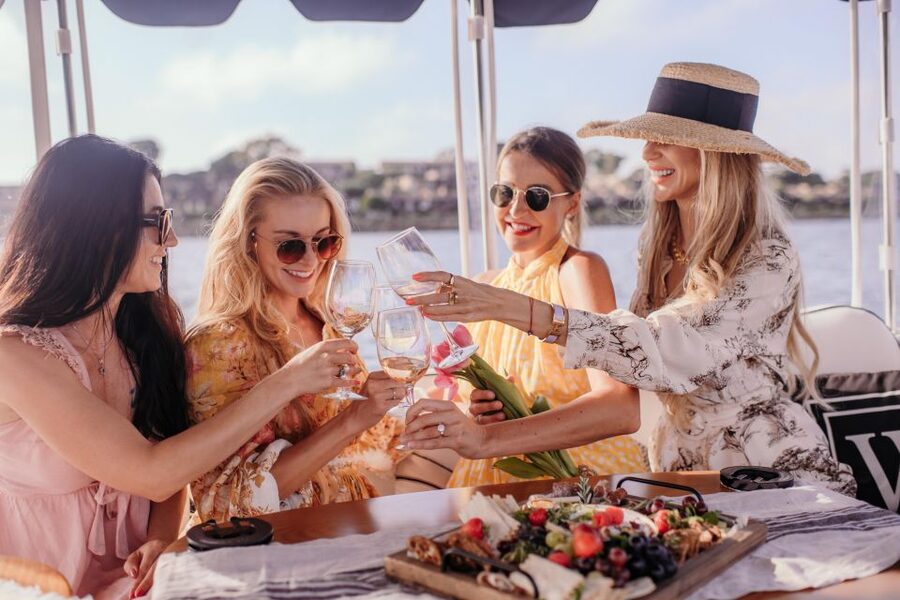 Miami: Luxury E-Boat Cruise with Wine and Charcuterie Board - The Two-Hour Flow: From Chamonix Marina to Downtown Views