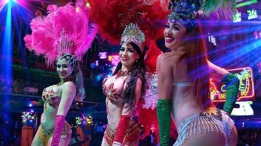 Miami: Mango's Tropical Cafe Dinner & Show - Key Highlights You’ll Feel Immediately