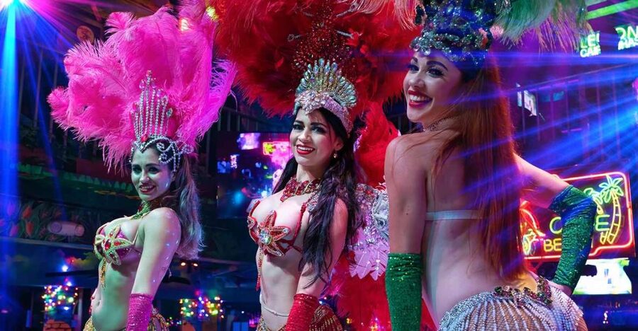 Miami: Mango's Tropical Cafe Dinner & Show - What Happens in the 3-Hour Dinner Show (and After)