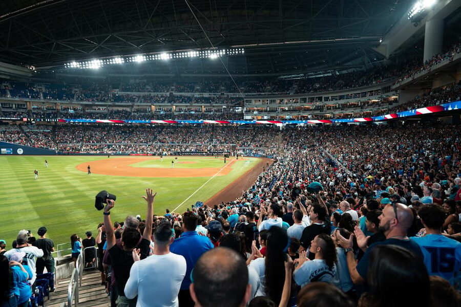 Miami Marlins Baseball Game Ticket at LoanDepot Park - A note on the field-level +21 bar option