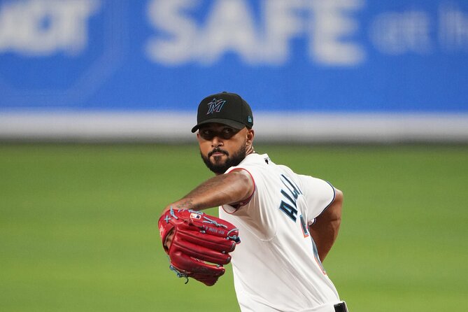 Miami Marlins Baseball Game Tickets - LoanDepot Park in Little Havana: More Than Just an MLB Ticket