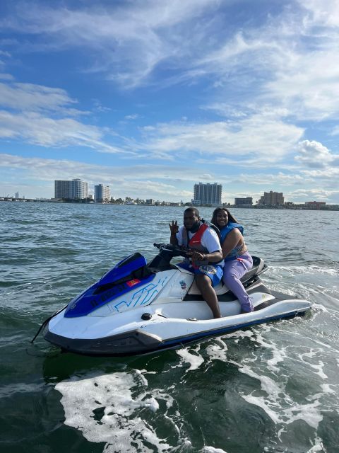 Miami: Miami Beach Jetski Ride with Boat and Drinks - Dolphins, and maybe manatees: wildlife spots with a guide