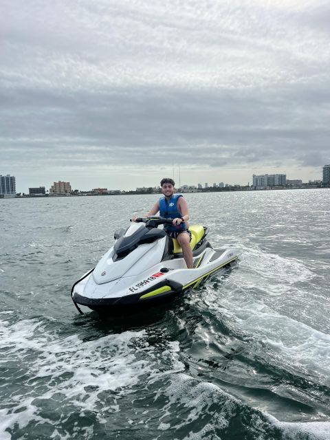 Miami: Miami Beach Jetski Ride with Boat and Drinks - Safety briefing and boating license help (the part people skip mentally)