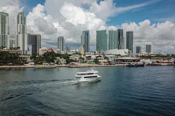 Miami Millionaires Sightseeing Cruise - A $18 Millionaires Cruise: Value and Vibe