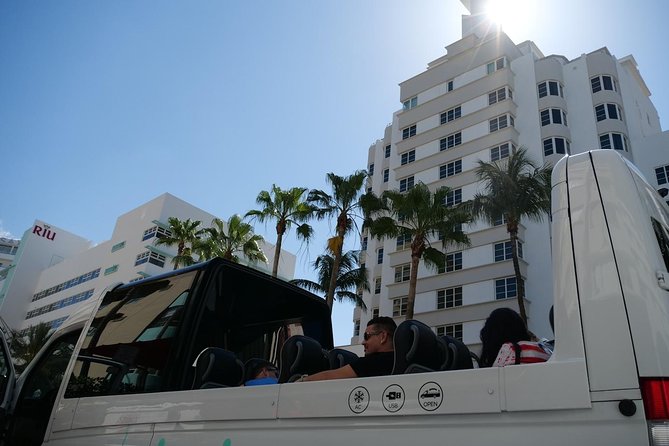 Miami Panoramic Sightseeing Tour in English, French or Spanish - Minibus comfort: roof-open sightseeing, AC, Wi-Fi, and USB charging