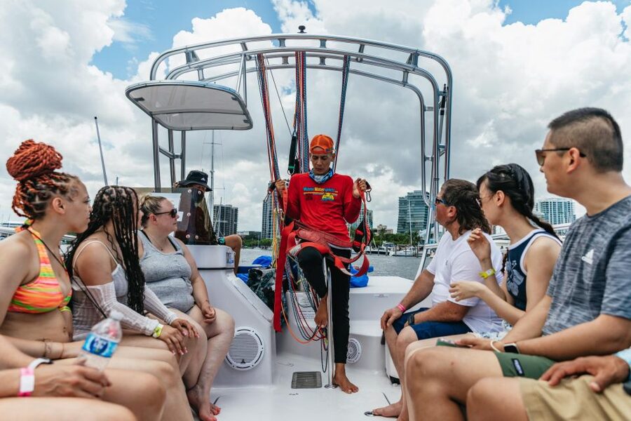 Miami: Parasailing Experience in Biscayne Bay - Dinner Key Marina to the Sky in One Hour