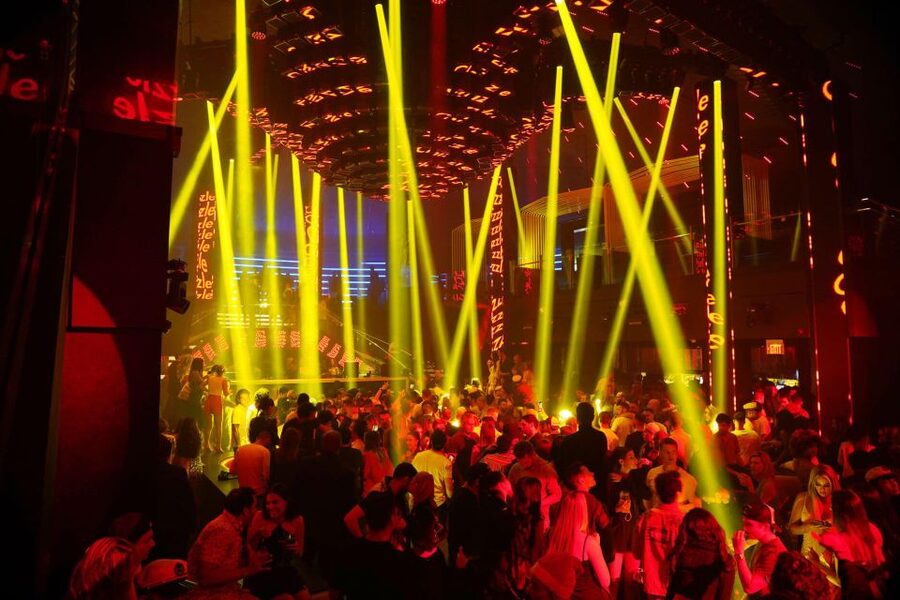 Miami: Party Bus, Club Entry, and Open Bar Night Experience - Logistics you should plan before you arrive