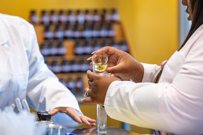 Miami Perfume Making Experience - Fragrance Workshop 90 Minutes - Where the workshop starts in Coral Gables