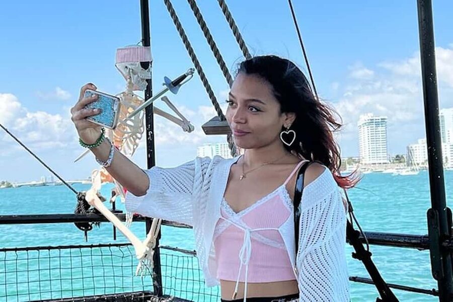 Miami Pirate Boat Cruise: Skyline & Millionaire Homes - Key Things I Look for on a Miami Boat Cruise