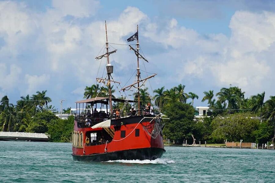 Miami Pirate Boat Cruise: Skyline & Millionaire Homes - Millionaire’s Row and Star Island Views: Why This Itinerary Works