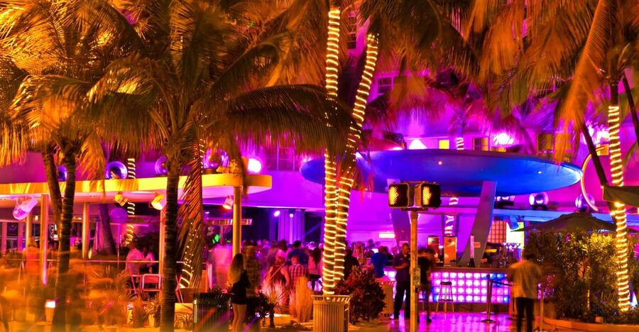 Miami Premium Driving Night Tour with Skyviews Wheel Ride - A 2-Hour Miami Night Drive With Big Skyline Views
