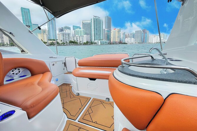 Miami Private Boat Charter: Indian Creek Raccoon Island & Sandbar - Haulover Sandbar: clear water time and the easy Miami beach mood