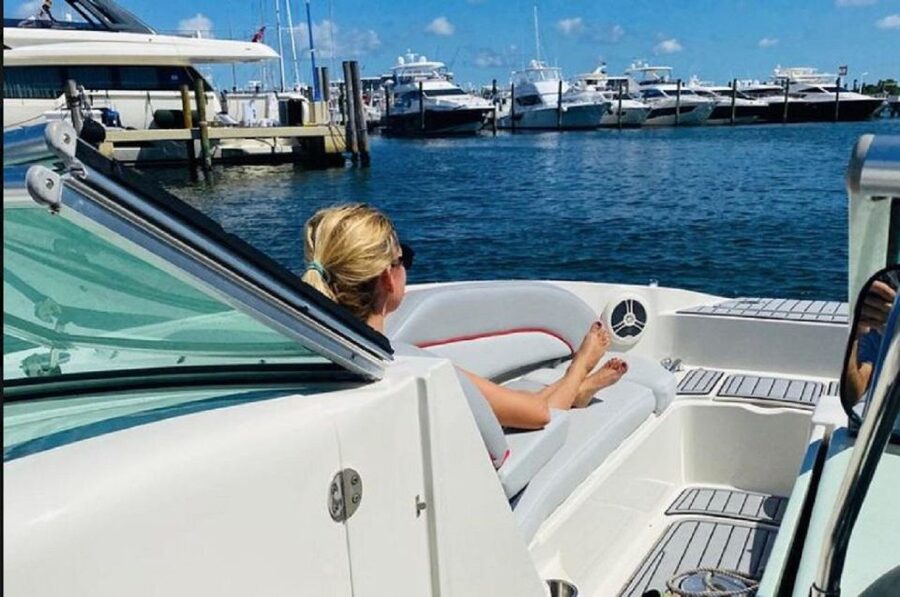 Miami: Private Boat Rental with champagne and captain - Brickell and Downtown From Water Level (Not Street-Level)