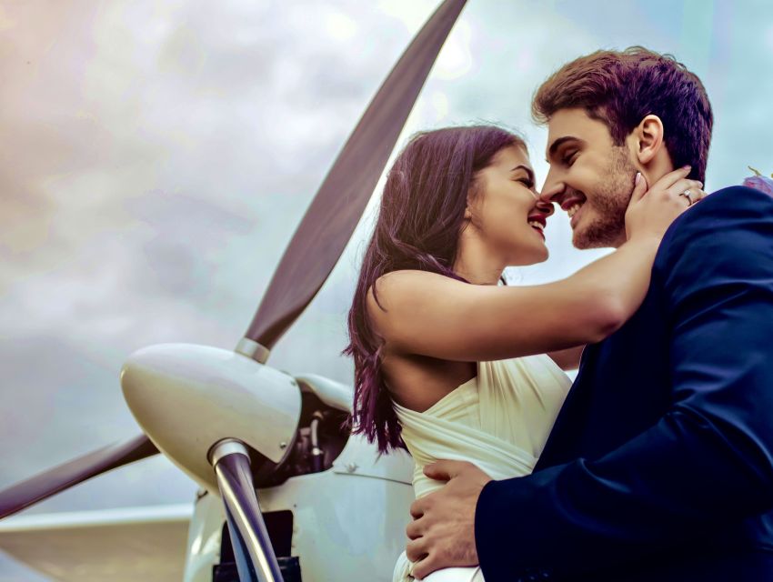 Miami: Private Luxury Airplane Tour with Champagne - The Signature Sip: Italian Prosecco in the Sky