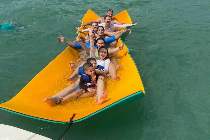 Miami Private Yacht Rental 2 to 4 hours for 12 people - Value for money: what $174.50 really buys you
