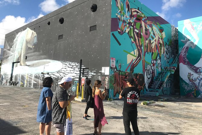 Miami's Best Graffiti Guide - Wynwood - Squad Safari - 2-9ppl - Wynwood Graffiti in About an Hour: What You Actually Get