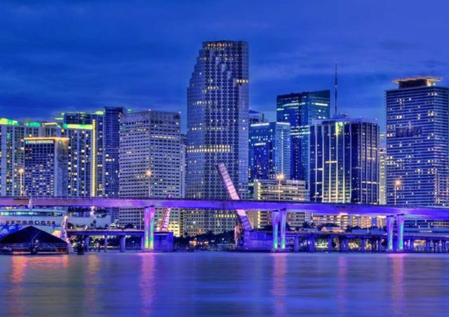 Miami’s Best Views: Private Boat Tour - The Boat Experience: Comfort on a 30–34 Foot Vessel
