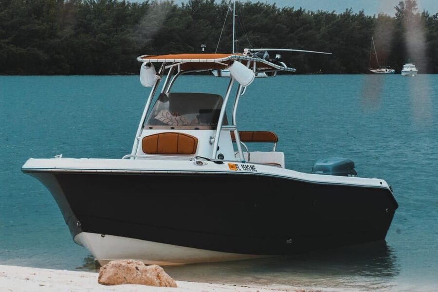 Miami's Unique Private Boat Tour: Discover & Enjoy Your Way - Star Island Up Close: Celebrity Villas and Real Waterfront Vistas