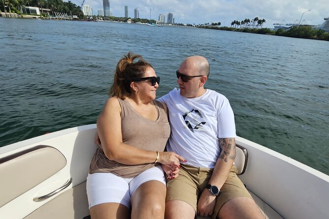 Miami Shared Boat tour, 2 hours on a 24 ft boat. 6 people total. - Where this works best (and who should rethink it)