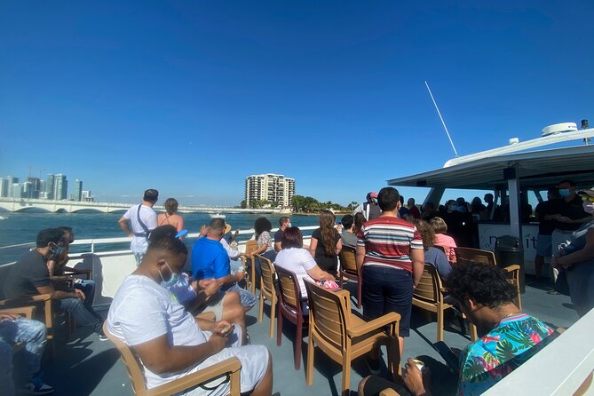 Miami Skyline 75 Min Cruise Tour Biscayne Bay Millionaire Homes - Commentary Quality and Timing: What to Expect from the Guide