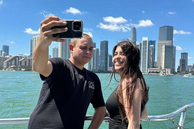 Miami Skyline Boat Cruise Past Millionaire's Homes Optional Stop - Skyline Views: Why the Timing Matters (Day vs Sunset vs Late Night)