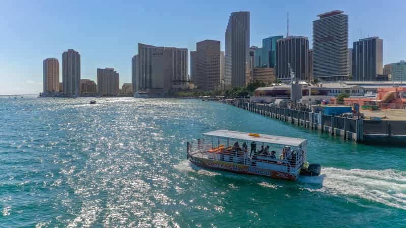 Miami: Skyline Sightseeing Cruise Millionaire Homes & River - First stop: Regal Marina and the Yellow Sightseeing Boat