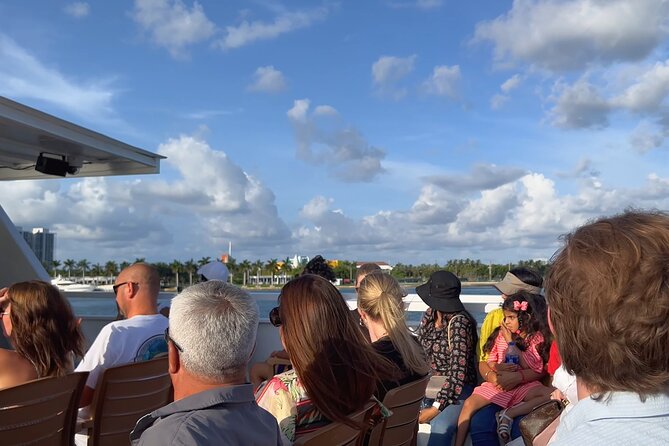 Miami Skyline & Star Island 90 Minute Cruise - Getting to 401 Biscayne Blvd and Finding the Booth Fast
