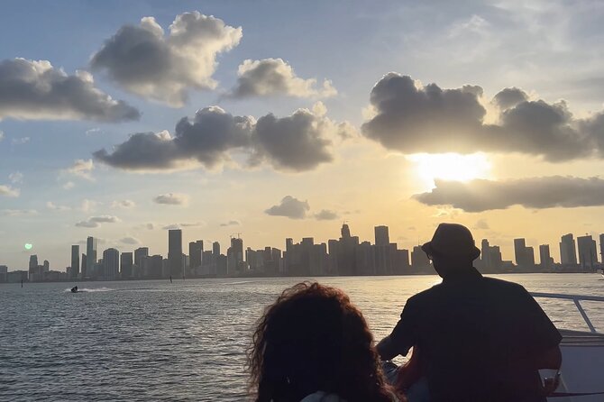 Miami Skyline Sunset Cruise with The Mojito Bar On board - Mojito Bar Onboard: What You’ll Pay For and How to Plan Your Drink Budget
